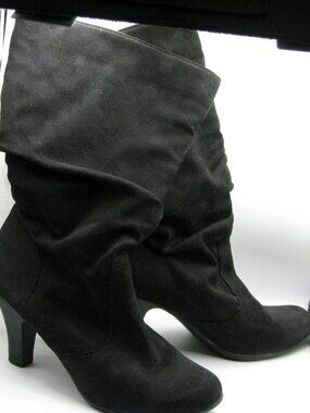 Jaclyn Smith Black Faux Suede Boots